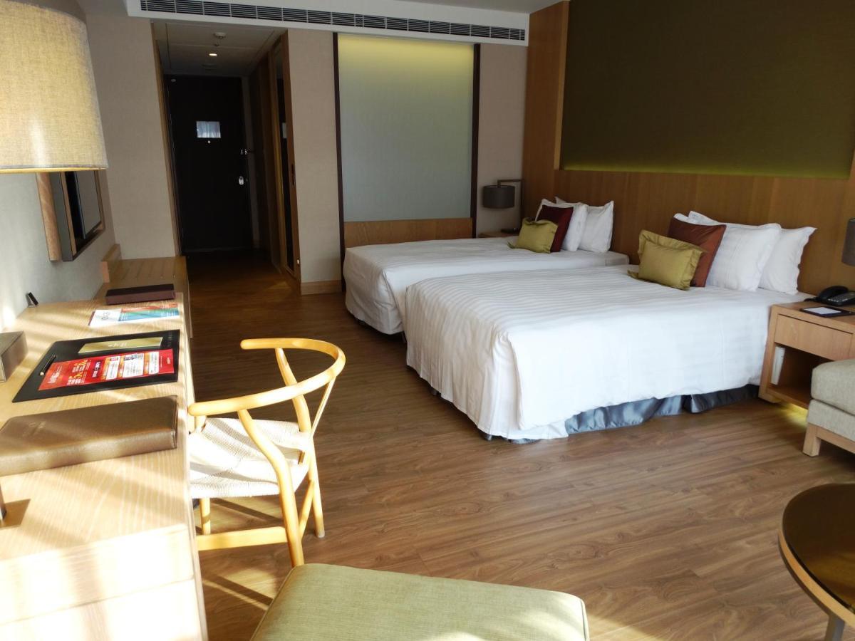 Golden Lake Hotel Csinhu Kültér fotó